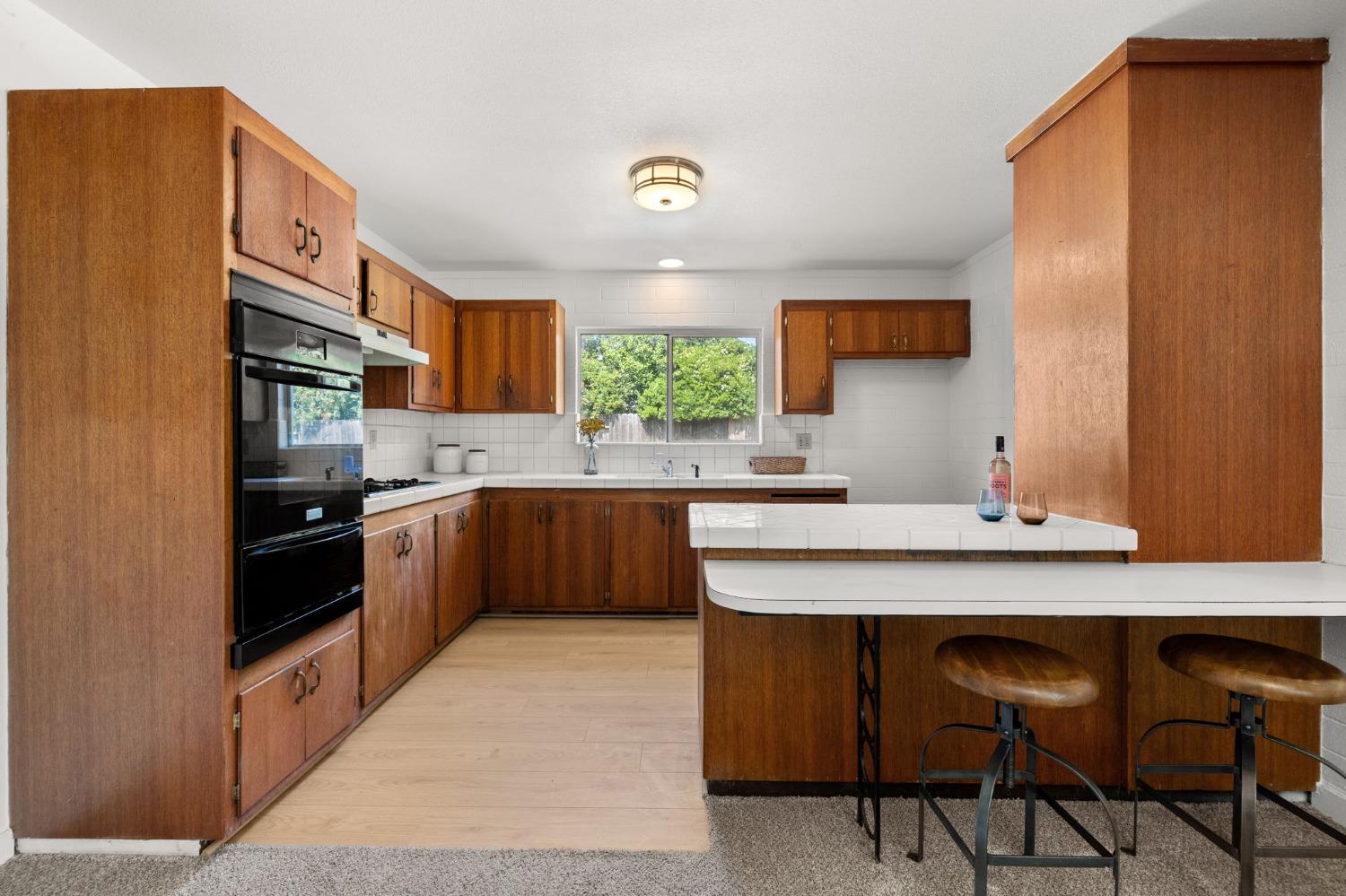 Pinot Way, Rancho Cordova, California image 3