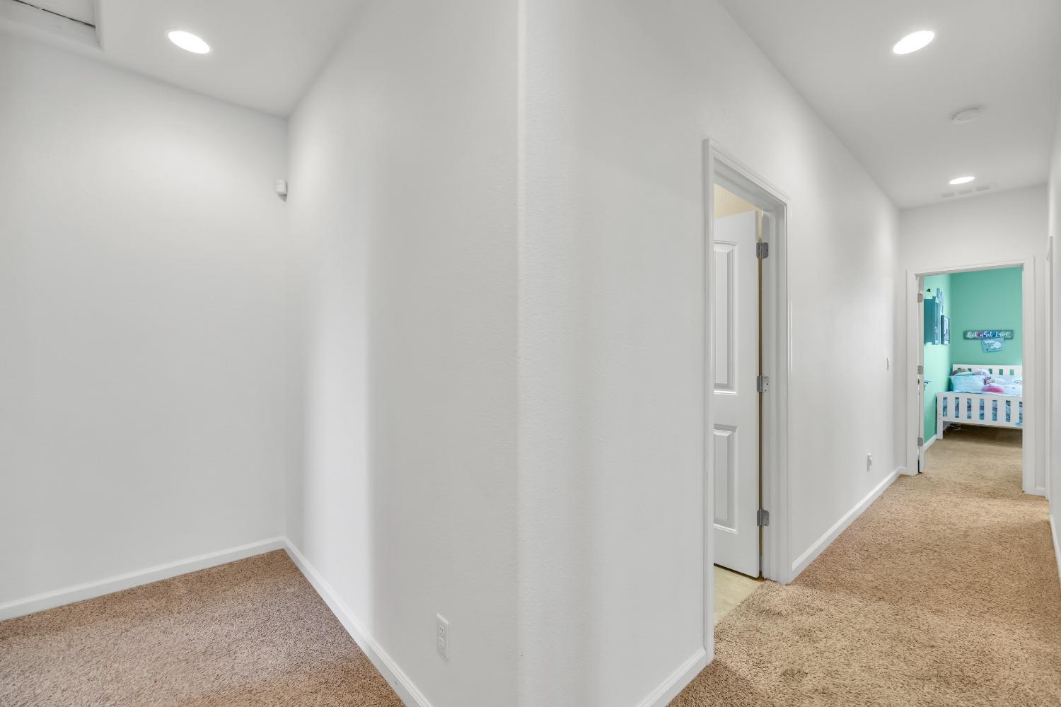 Cuyamaca Circle, Rancho Cordova, California image 18
