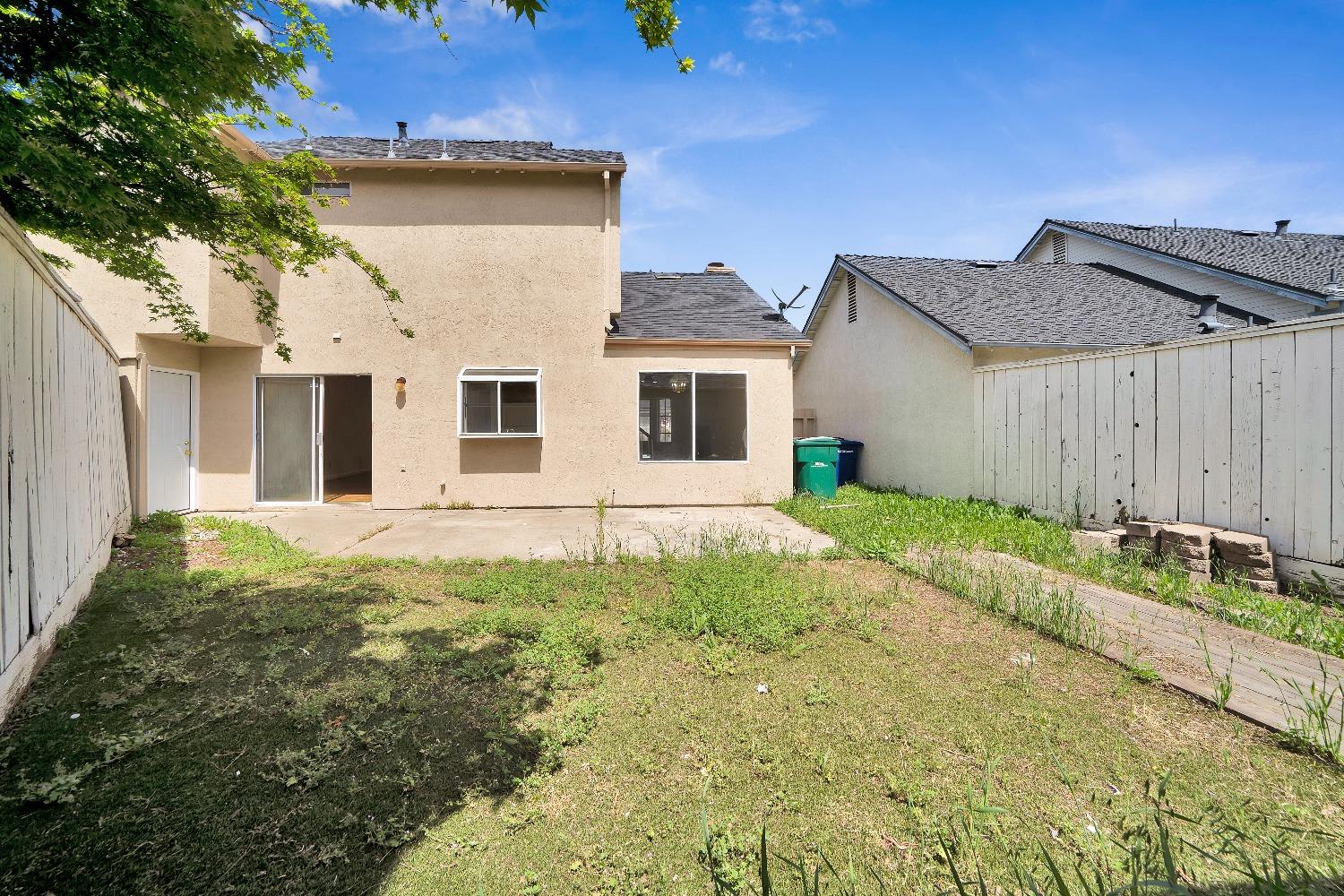 Detail Gallery Image 23 of 36 For 2820 Stone Ter, Modesto,  CA 95355 - 3 Beds | 2/1 Baths