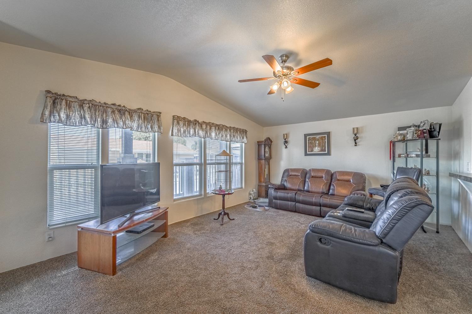 Detail Gallery Image 7 of 47 For 132 Sloop, Modesto,  CA 95356 - 2 Beds | 2 Baths