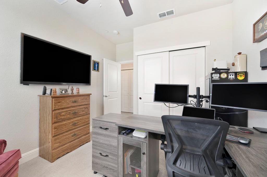 Portico Circle, Rancho Cordova, California image 22