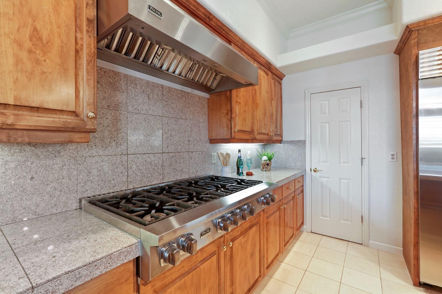 Detail Gallery Image 25 of 95 For 5474 Saint Andrews Dr, Stockton,  CA 95219 - 4 Beds | 3/1 Baths