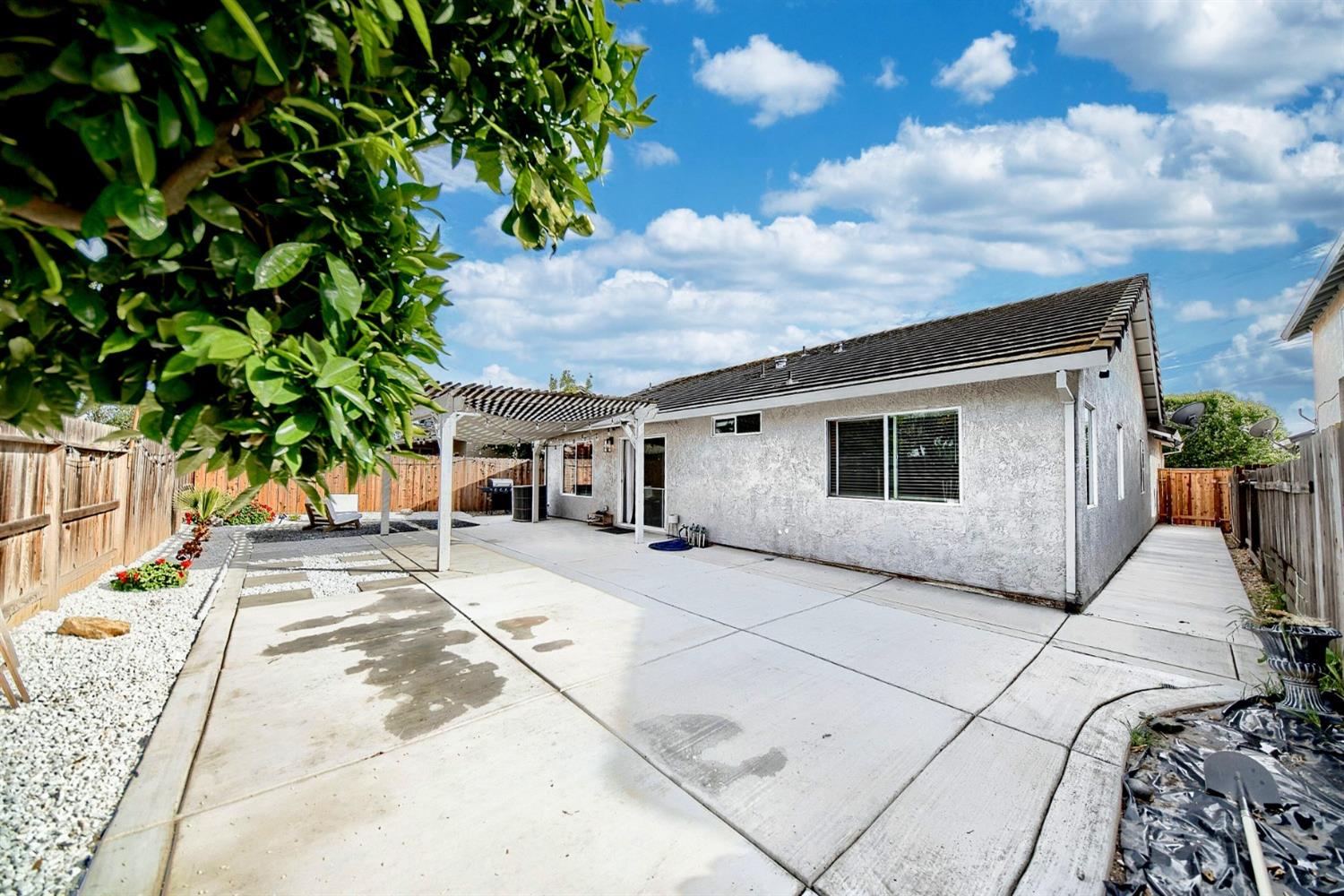 Detail Gallery Image 62 of 69 For 1683 William Moss Blvd, Stockton,  CA 95206 - 3 Beds | 2 Baths