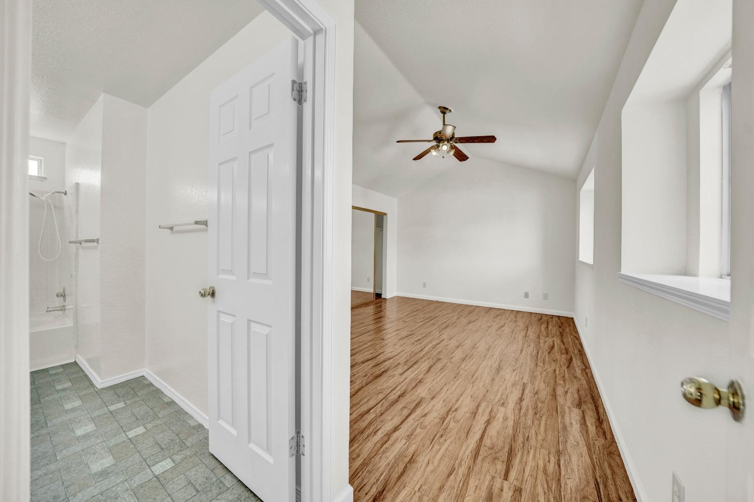 Detail Gallery Image 16 of 36 For 2820 Stone Ter, Modesto,  CA 95355 - 3 Beds | 2/1 Baths