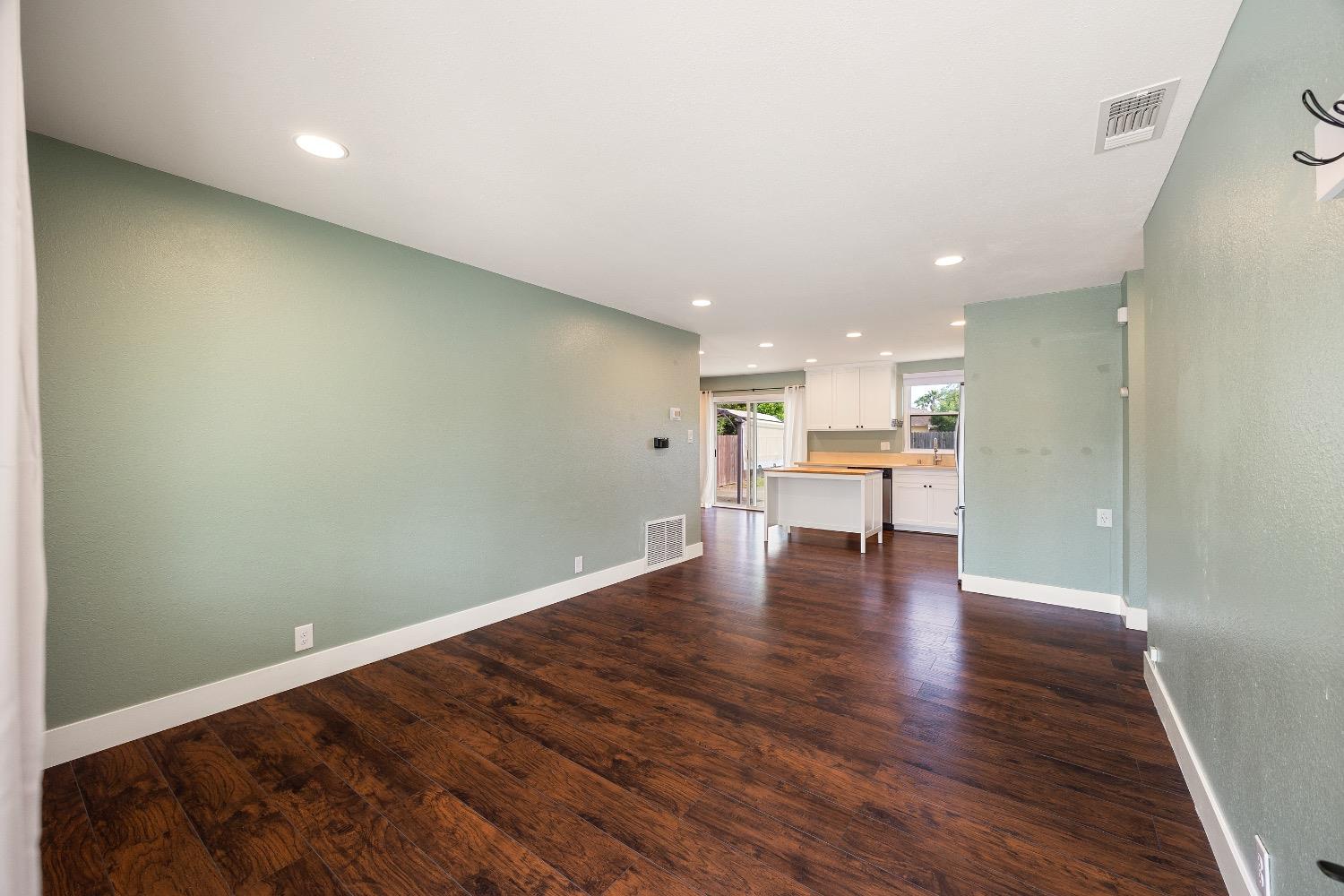 Mcgregor Drive, Rancho Cordova, California image 6