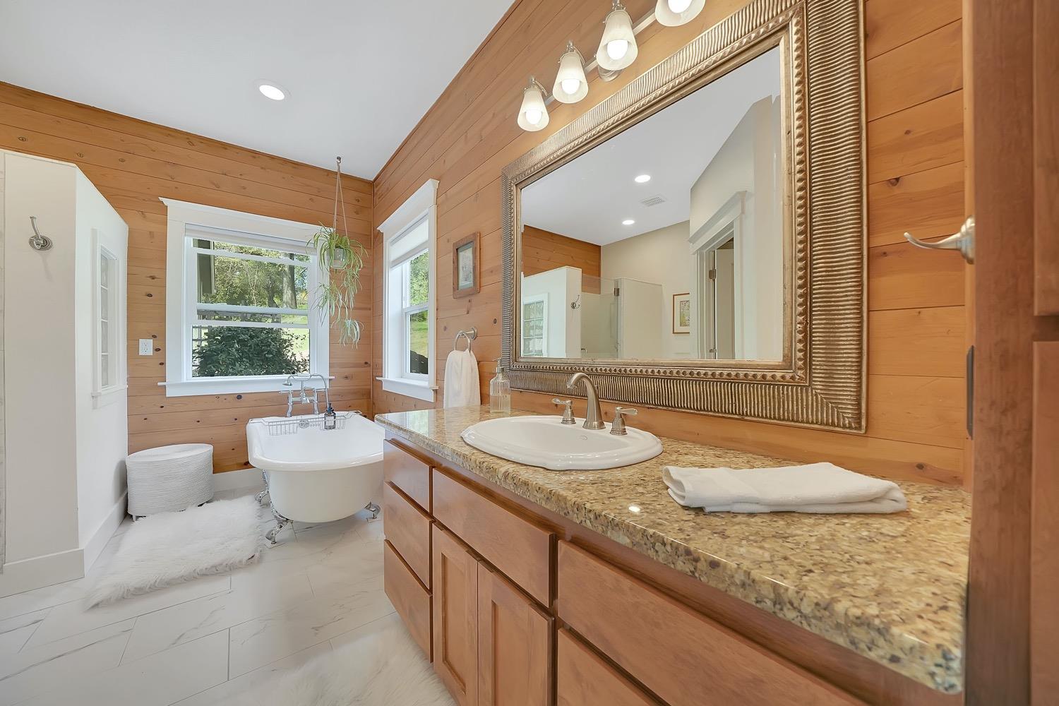 Detail Gallery Image 30 of 92 For 12860 Locust Ln, Sutter Creek,  CA 95685 - 3 Beds | 4 Baths