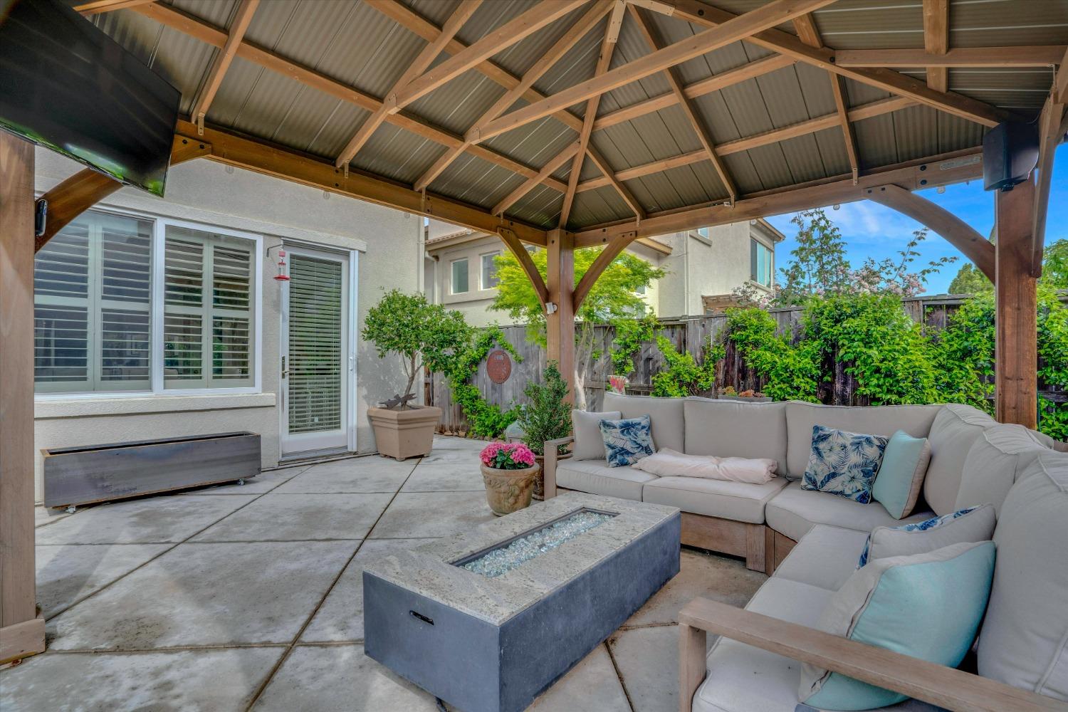 Detail Gallery Image 39 of 45 For 10924 Lakemore, Stockton,  CA 95219 - 5 Beds | 3 Baths