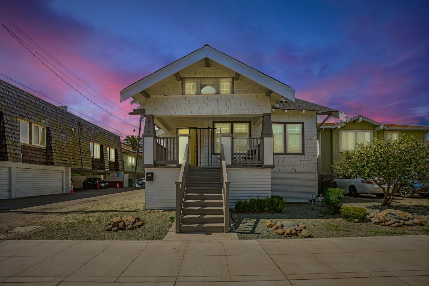 29th, Sacramento, California image 44