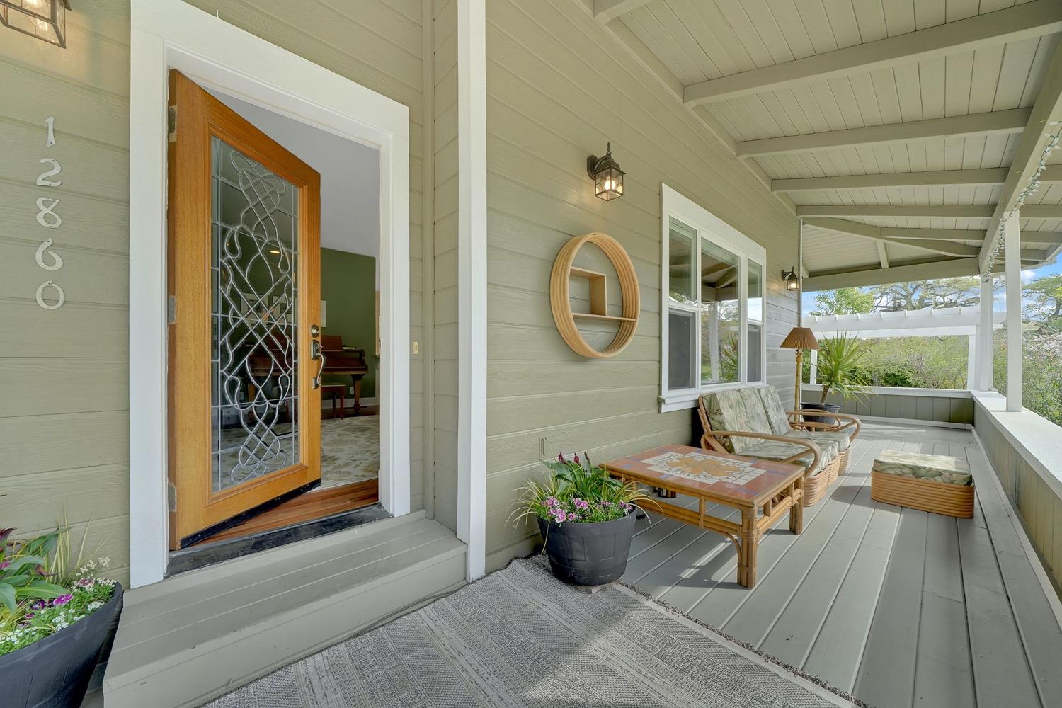 Detail Gallery Image 9 of 92 For 12860 Locust Ln, Sutter Creek,  CA 95685 - 3 Beds | 4 Baths