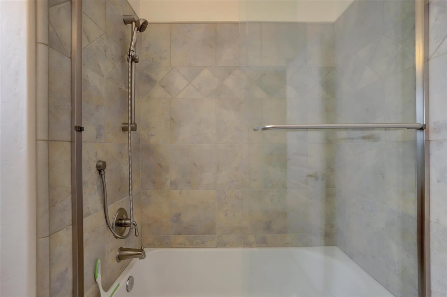 Detail Gallery Image 30 of 74 For 17582 Chaparral Dr, Penn Valley,  CA 95946 - 5 Beds | 4 Baths