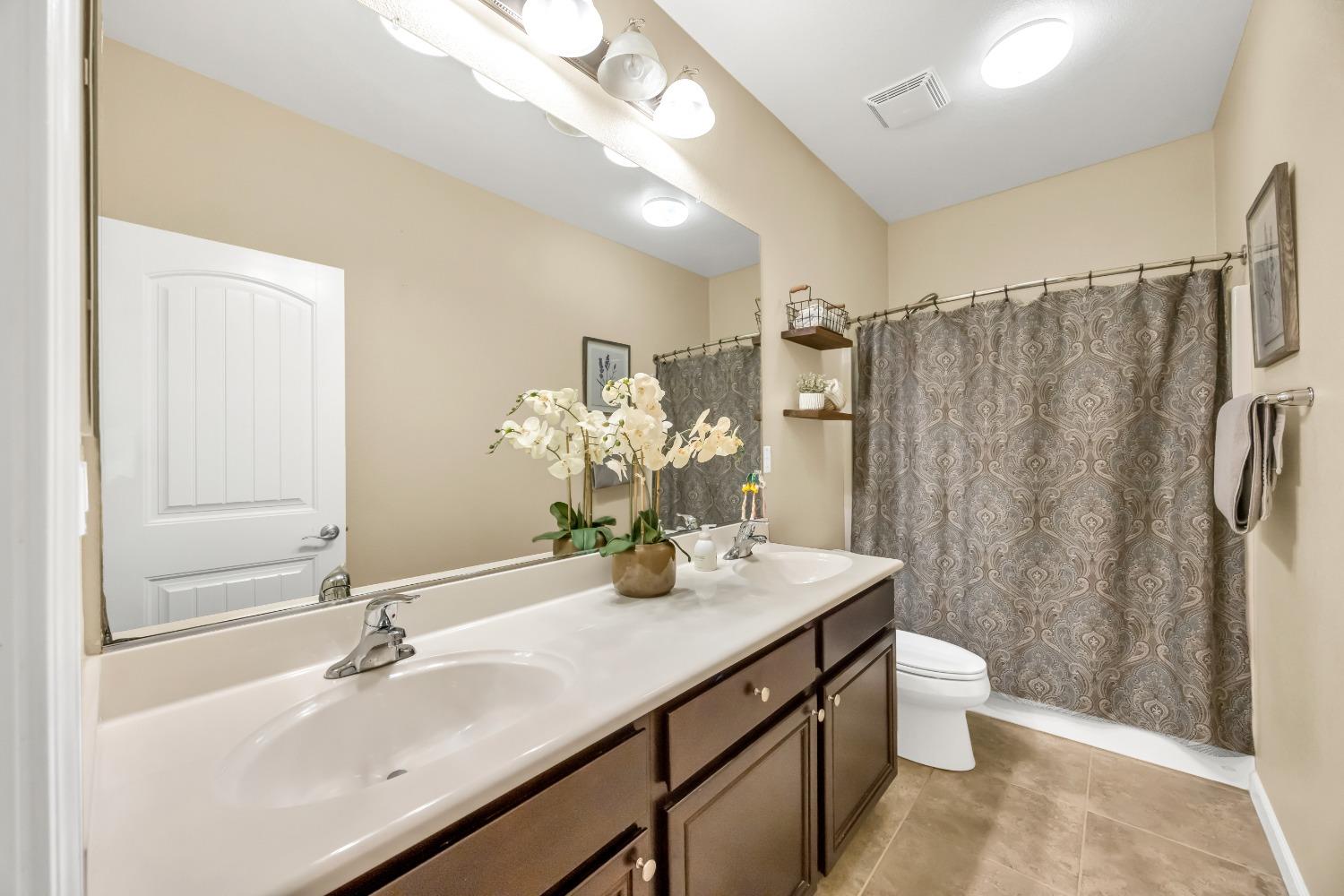 Cuyamaca Circle, Rancho Cordova, California image 29