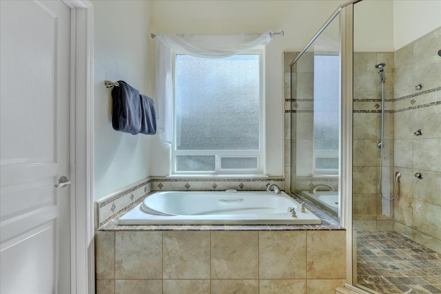 Detail Gallery Image 27 of 74 For 17582 Chaparral Dr, Penn Valley,  CA 95946 - 5 Beds | 4 Baths