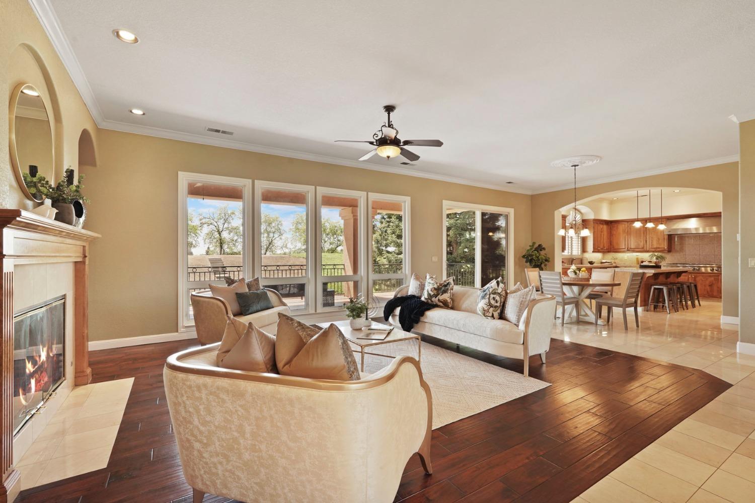 Detail Gallery Image 16 of 95 For 5474 Saint Andrews Dr, Stockton,  CA 95219 - 4 Beds | 3/1 Baths