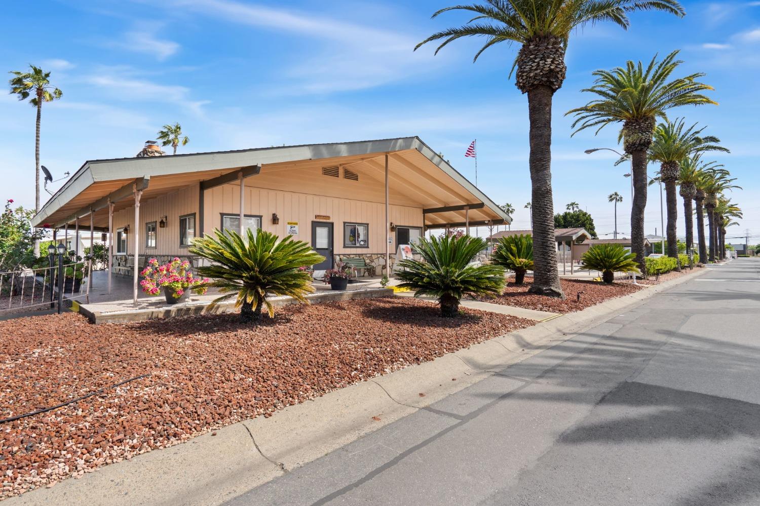 Detail Gallery Image 21 of 25 For 8181 Folsom Blvd 8, Sacramento,  CA 95826 - 2 Beds | 2 Baths