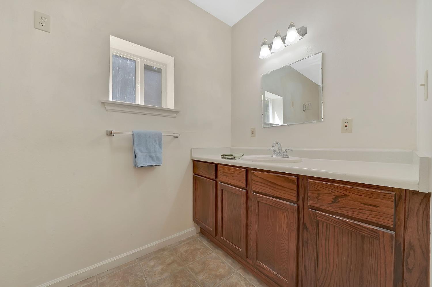 Detail Gallery Image 46 of 77 For 23101 Red Corral Rd, Pioneer,  CA 95666 - 4 Beds | 2/2 Baths