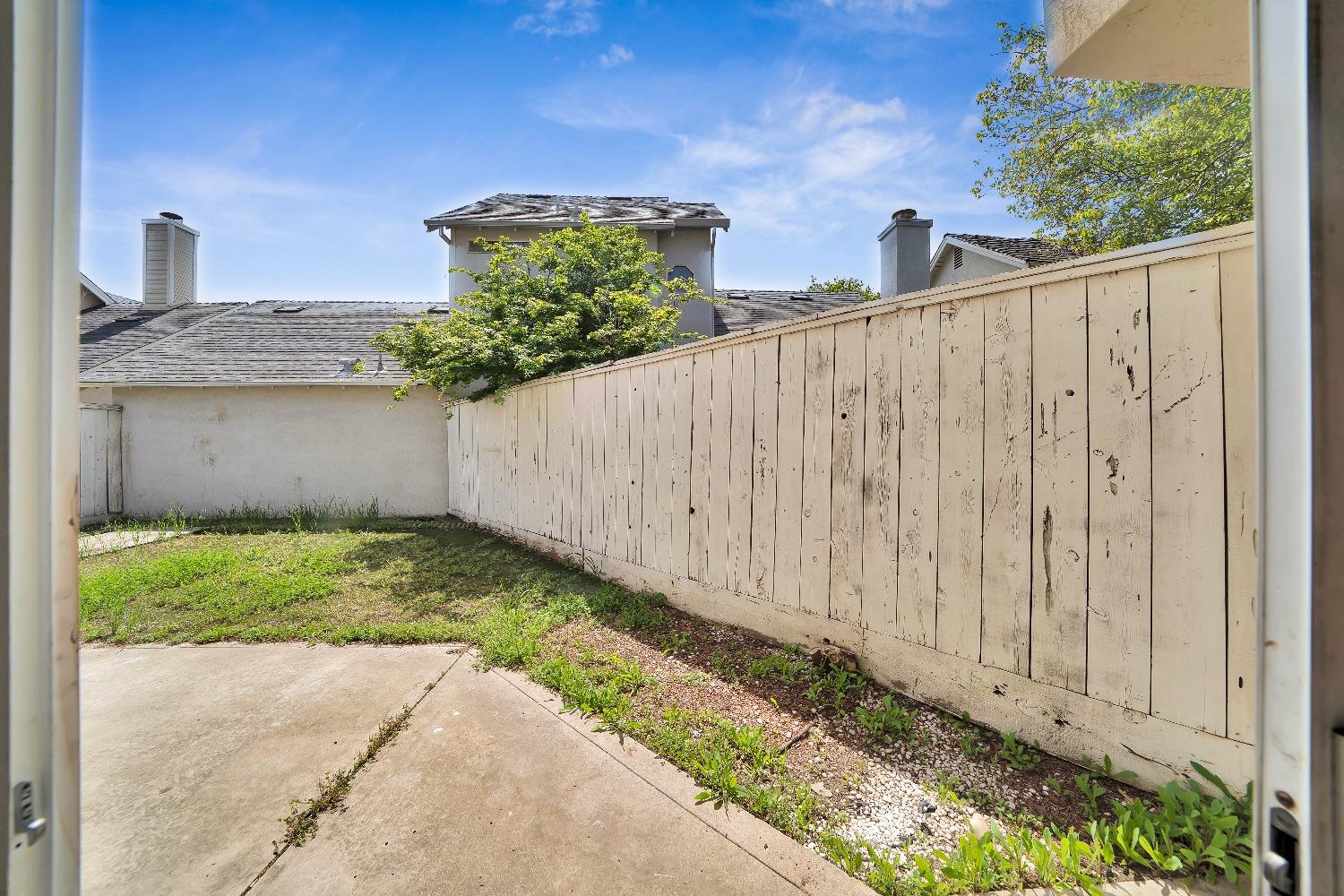 Detail Gallery Image 25 of 36 For 2820 Stone Ter, Modesto,  CA 95355 - 3 Beds | 2/1 Baths