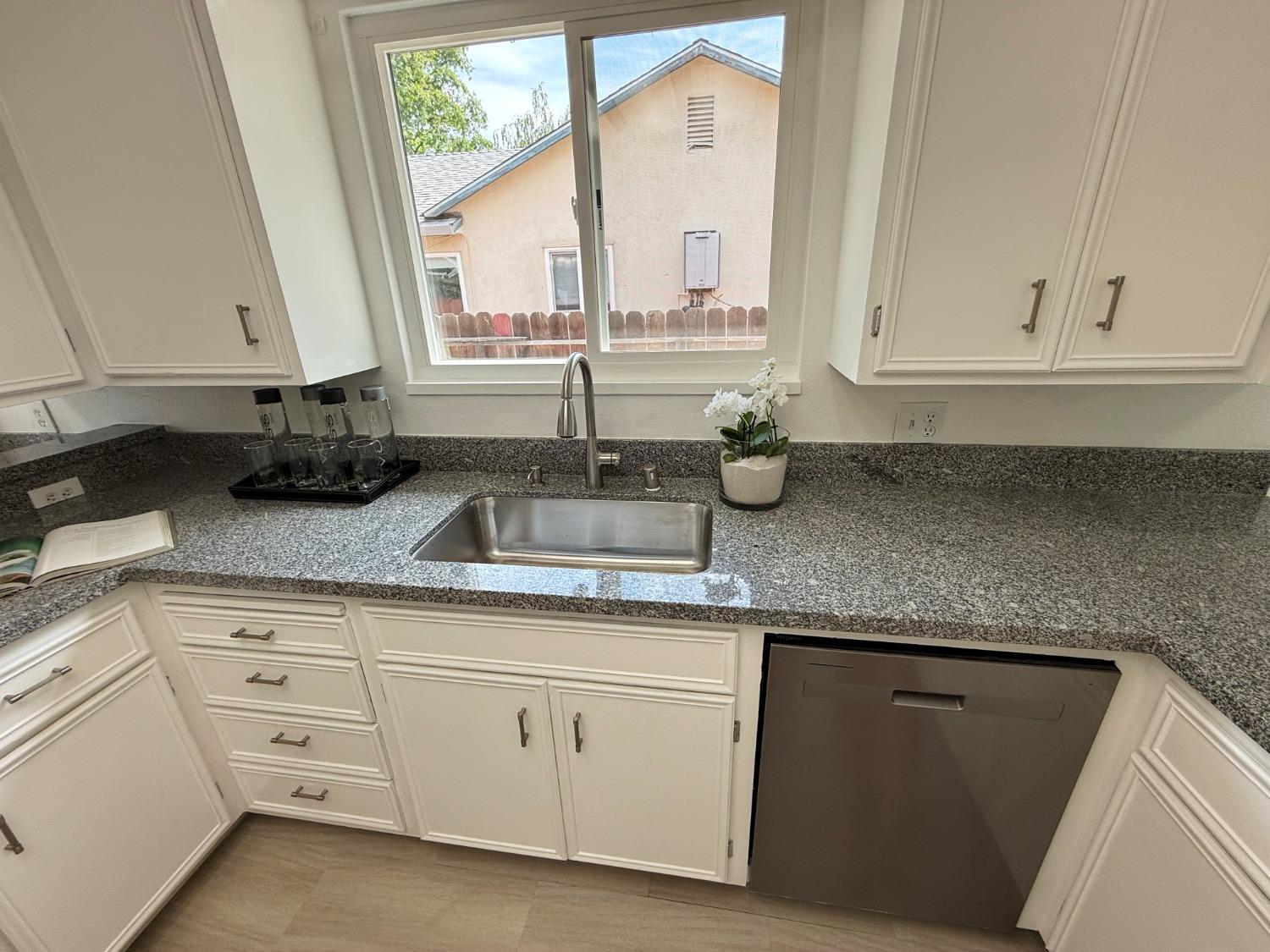 Detail Gallery Image 36 of 76 For 1629 Cortez Ave, Stockton,  CA 95209 - 3 Beds | 1 Baths
