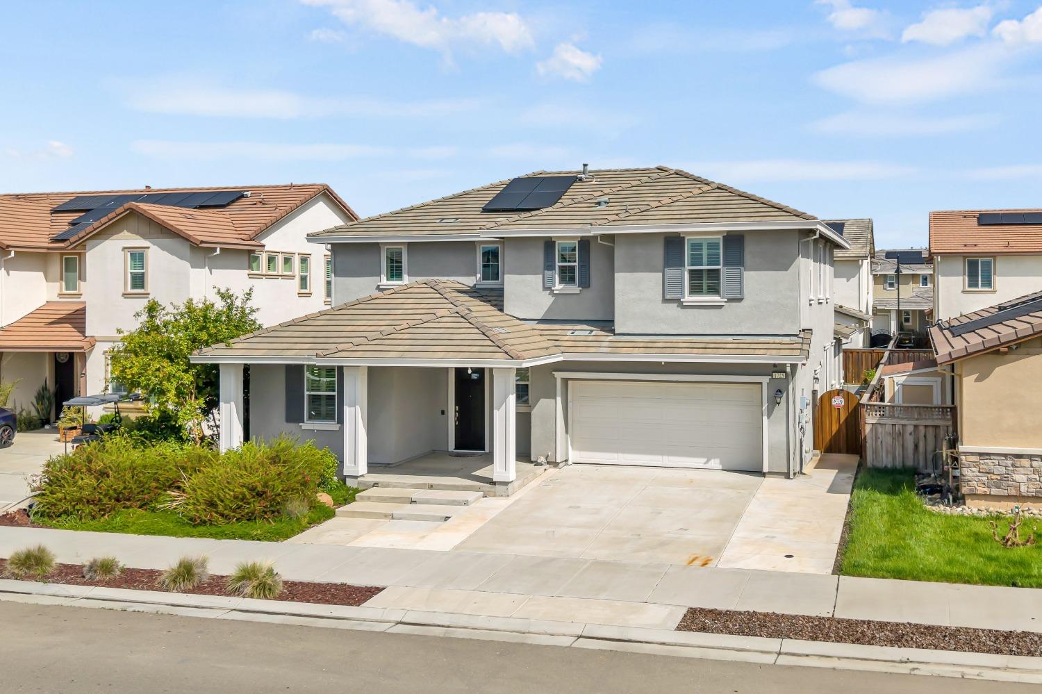 Detail Gallery Image 60 of 70 For 1725 Marina Dr, Lathrop,  CA 95330 - 5 Beds | 3/1 Baths