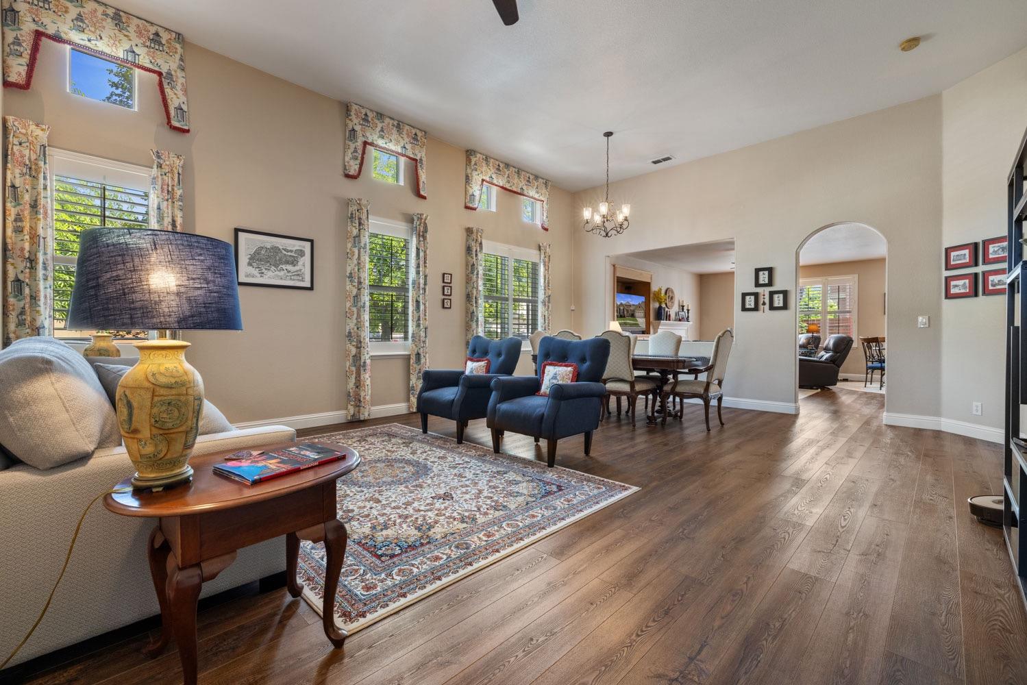 Detail Gallery Image 12 of 49 For 4020 Persimmon, Turlock,  CA 95382 - 4 Beds | 3 Baths