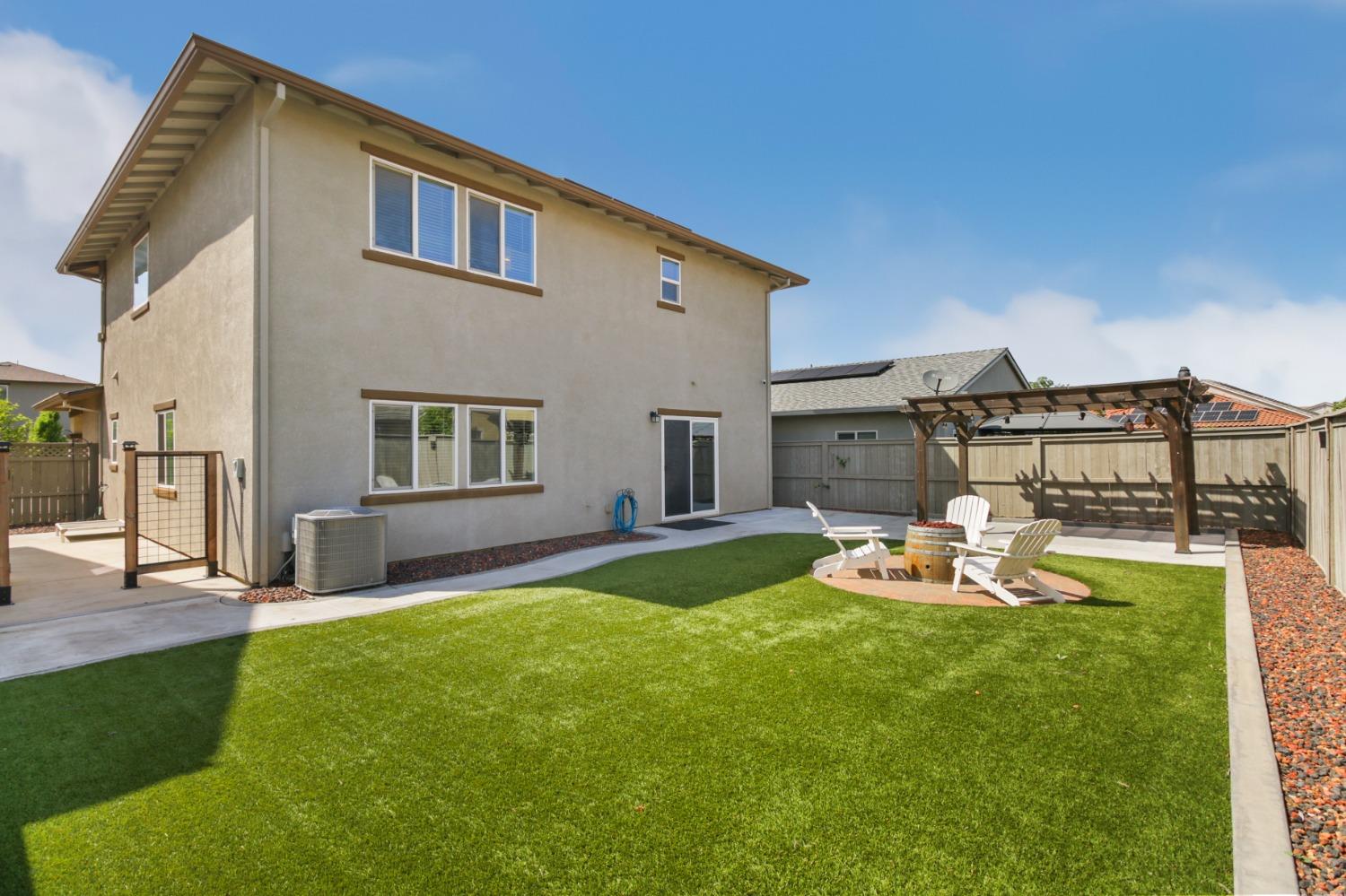 Detail Gallery Image 52 of 60 For 1705 Ball Dr, Woodland,  CA 95776 - 5 Beds | 3 Baths