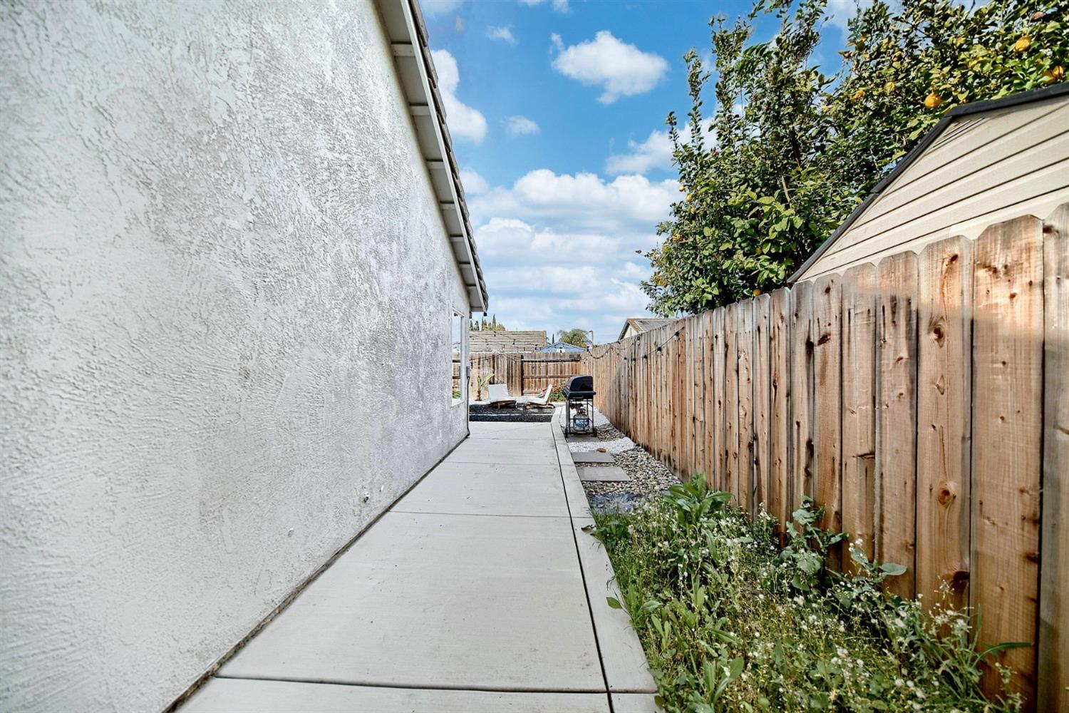 Detail Gallery Image 60 of 69 For 1683 William Moss Blvd, Stockton,  CA 95206 - 3 Beds | 2 Baths
