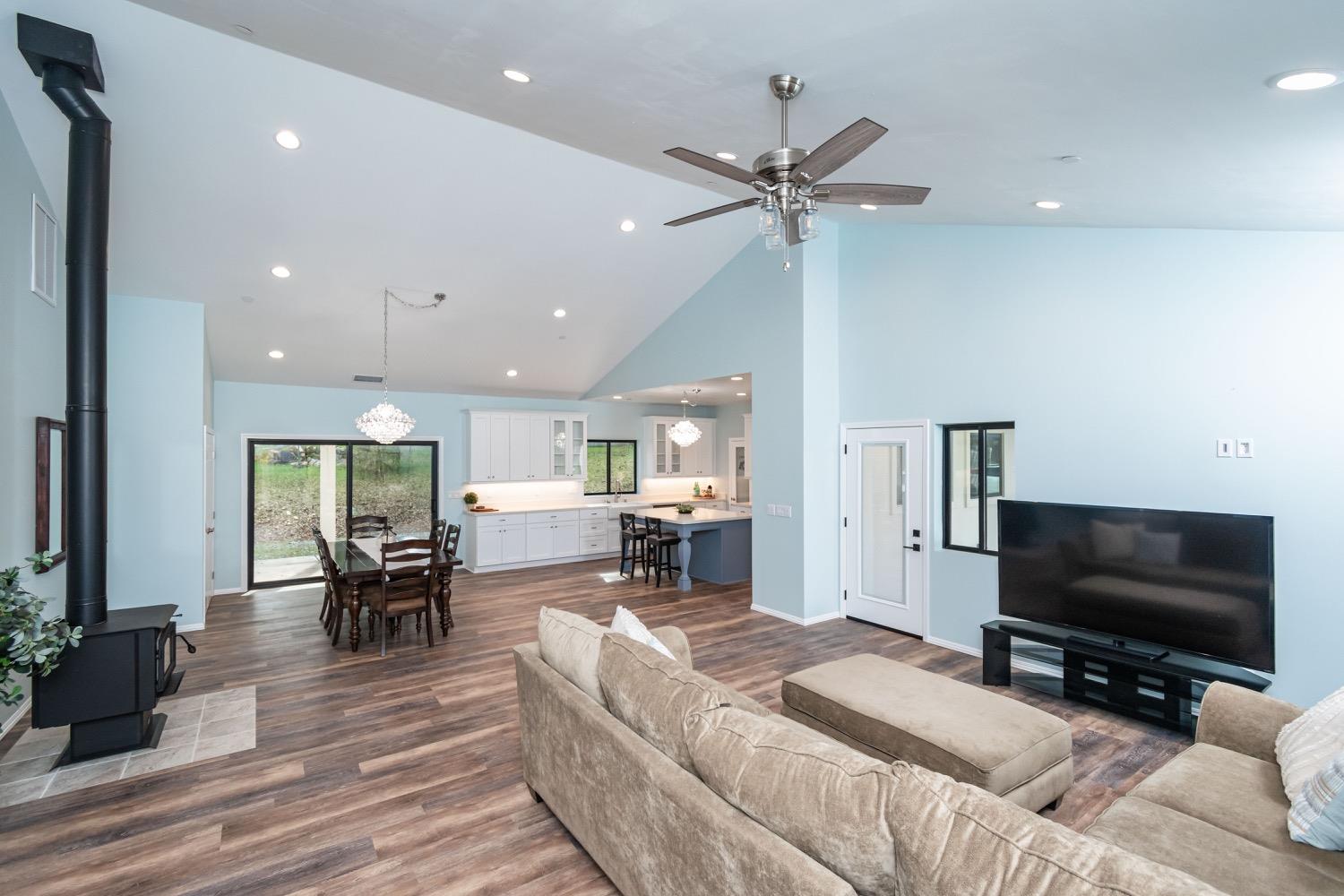 Detail Gallery Image 55 of 93 For 3000 Springhill Rd, Somerset,  CA 95684 - 3 Beds | 2/1 Baths