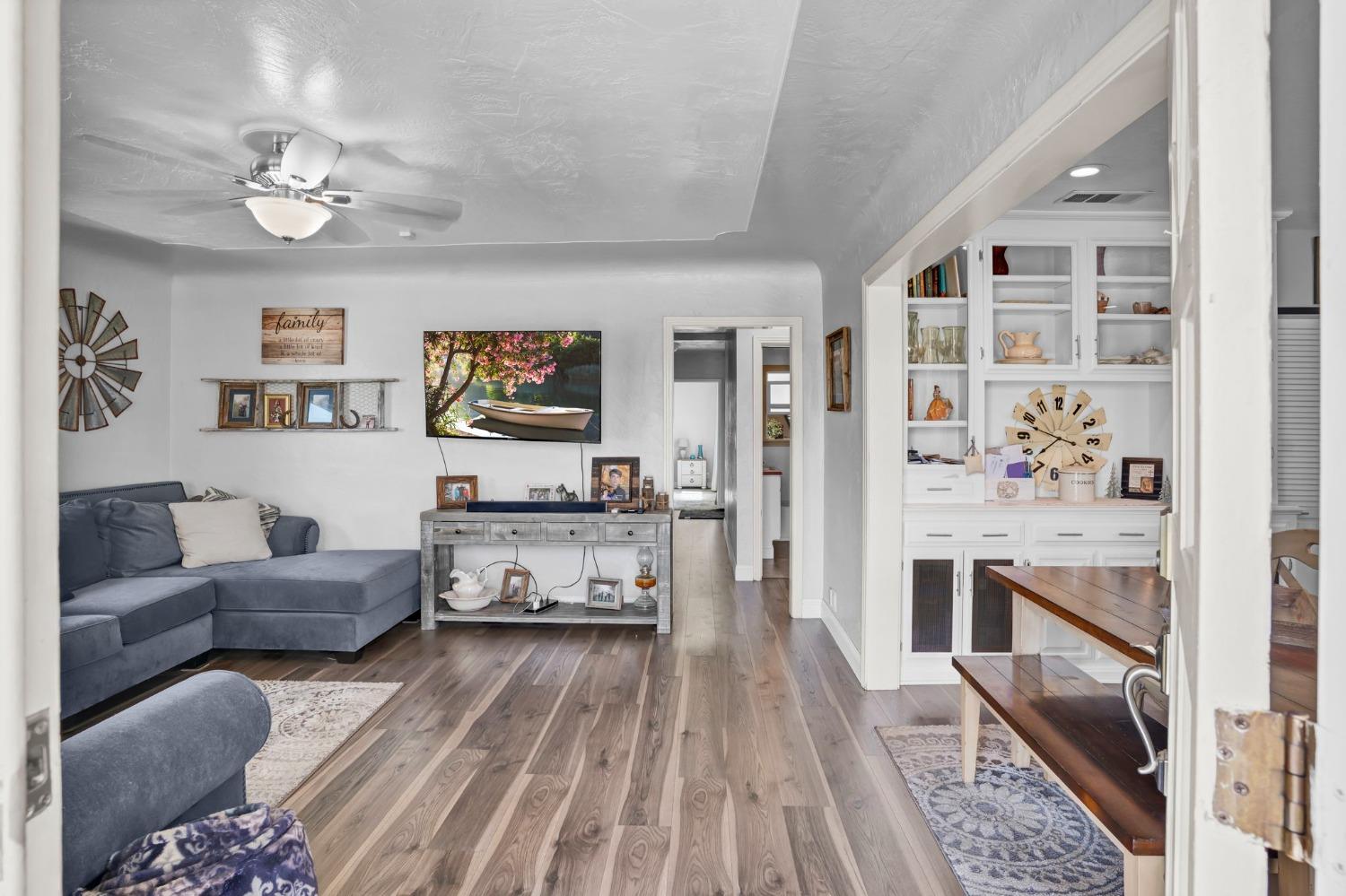 Detail Gallery Image 16 of 48 For 2112 6th St, Hughson,  CA 95326 - 3 Beds | 2 Baths
