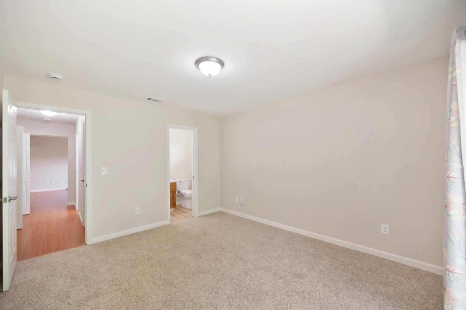 Detail Gallery Image 25 of 86 For 5209 Glide Dr, Davis,  CA 95618 - – Beds | – Baths