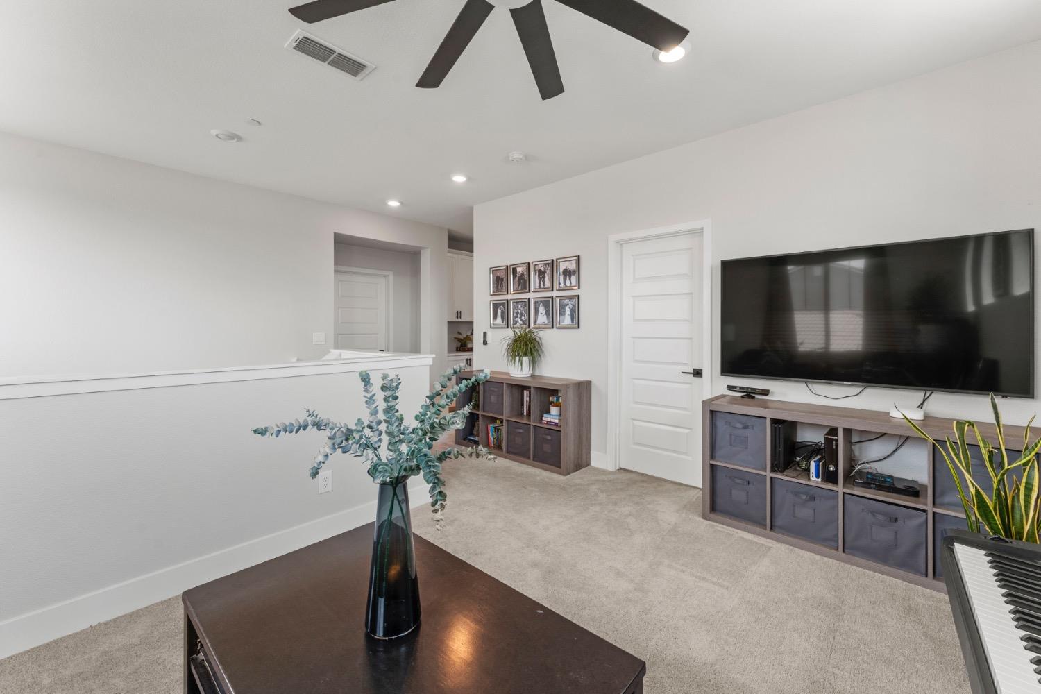 Blueblanc Way, Rancho Cordova, California image 21