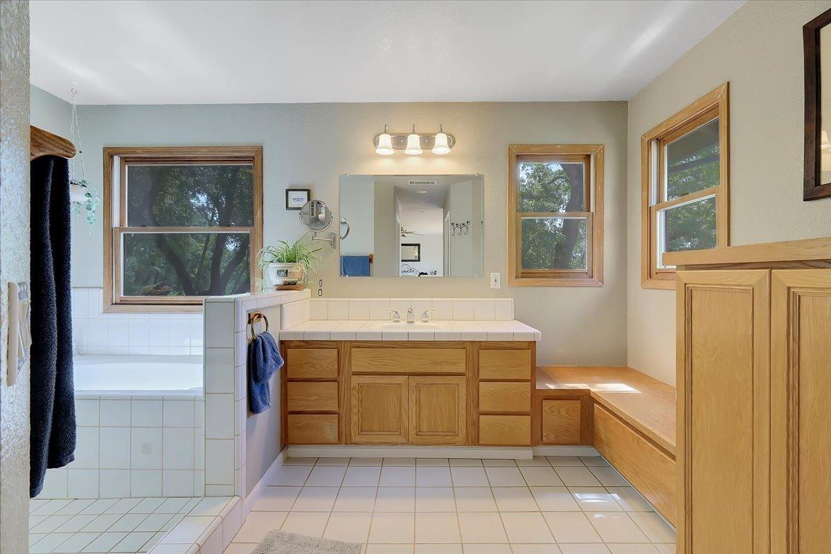 Detail Gallery Image 47 of 99 For 9521 Sicard Flat Rd, Browns Valley,  CA 95918 - 4 Beds | 3/1 Baths