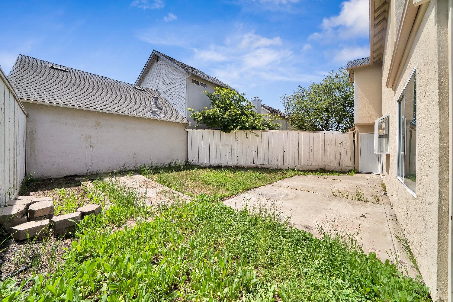 Detail Gallery Image 19 of 36 For 2820 Stone Ter, Modesto,  CA 95355 - 3 Beds | 2/1 Baths