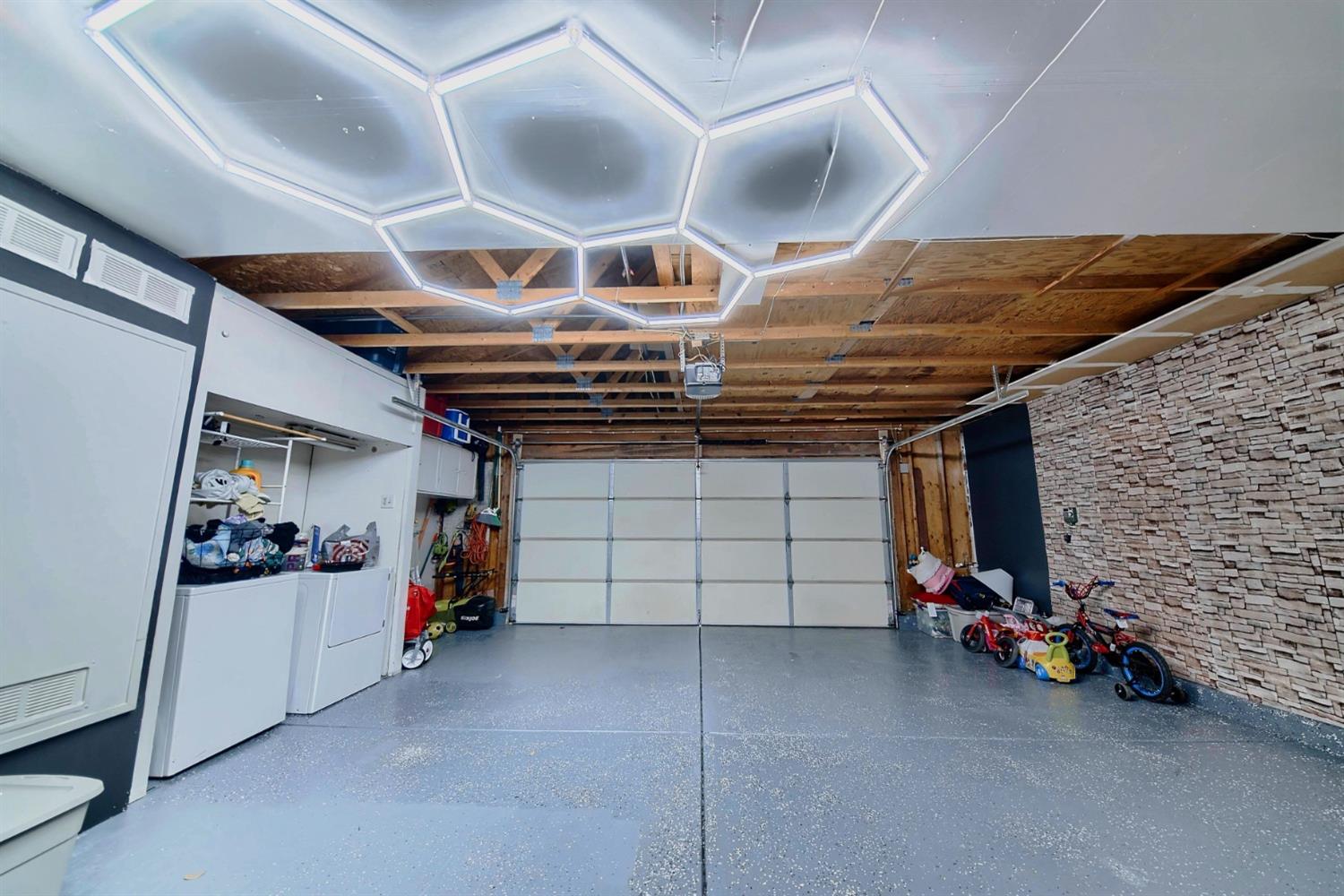 Detail Gallery Image 67 of 69 For 1683 William Moss Blvd, Stockton,  CA 95206 - 3 Beds | 2 Baths