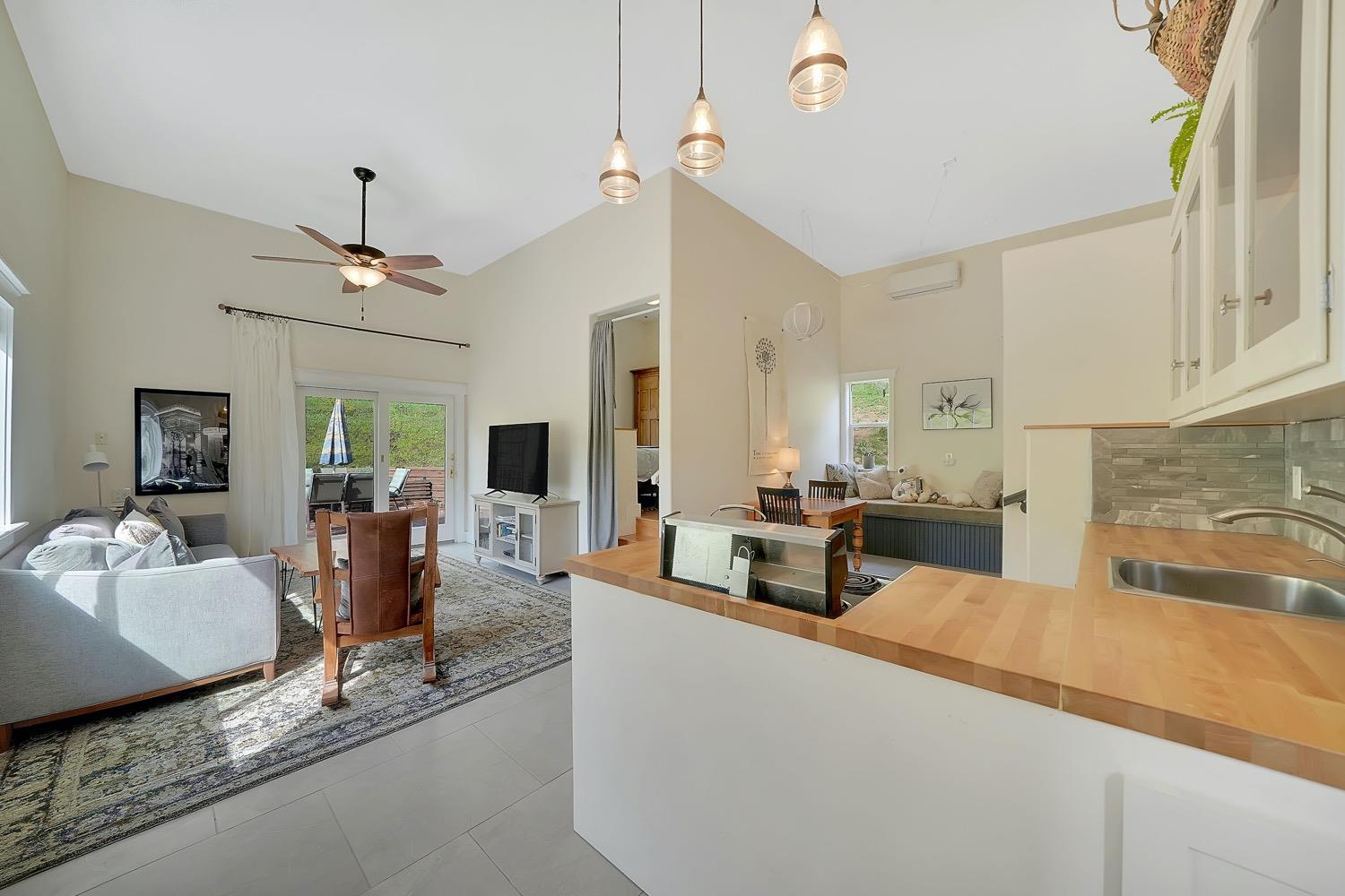 Detail Gallery Image 39 of 92 For 12860 Locust Ln, Sutter Creek,  CA 95685 - 3 Beds | 4 Baths