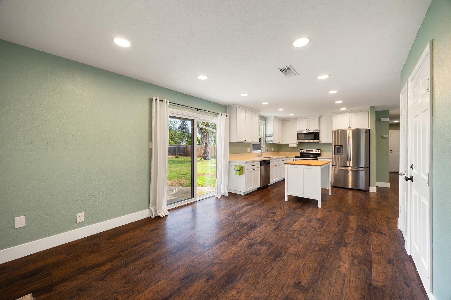 Mcgregor Drive, Rancho Cordova, California image 9