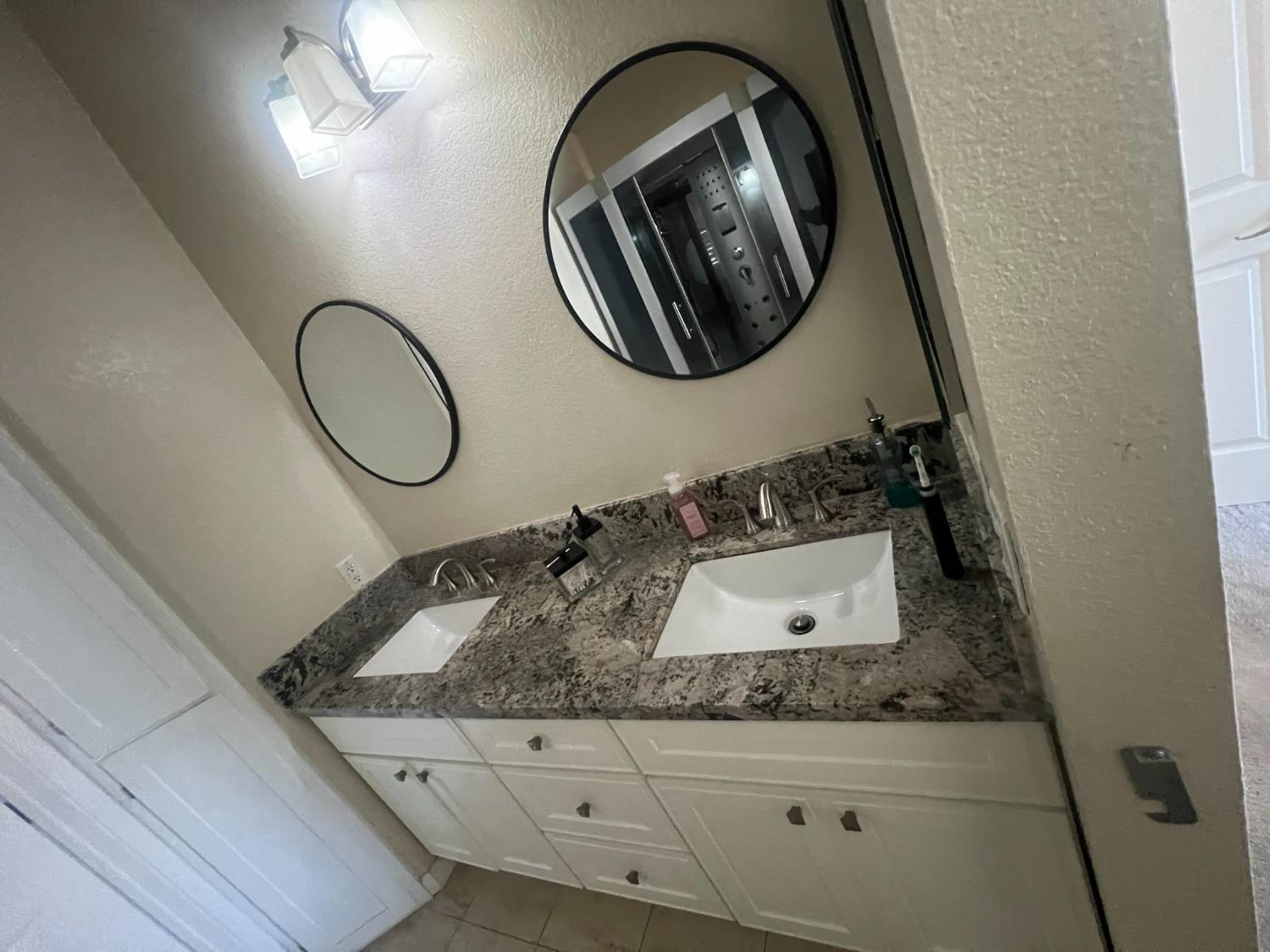 Detail Gallery Image 11 of 16 For 10022 River Oaks Dr, Stockton,  CA 95209 - 3 Beds | 2 Baths