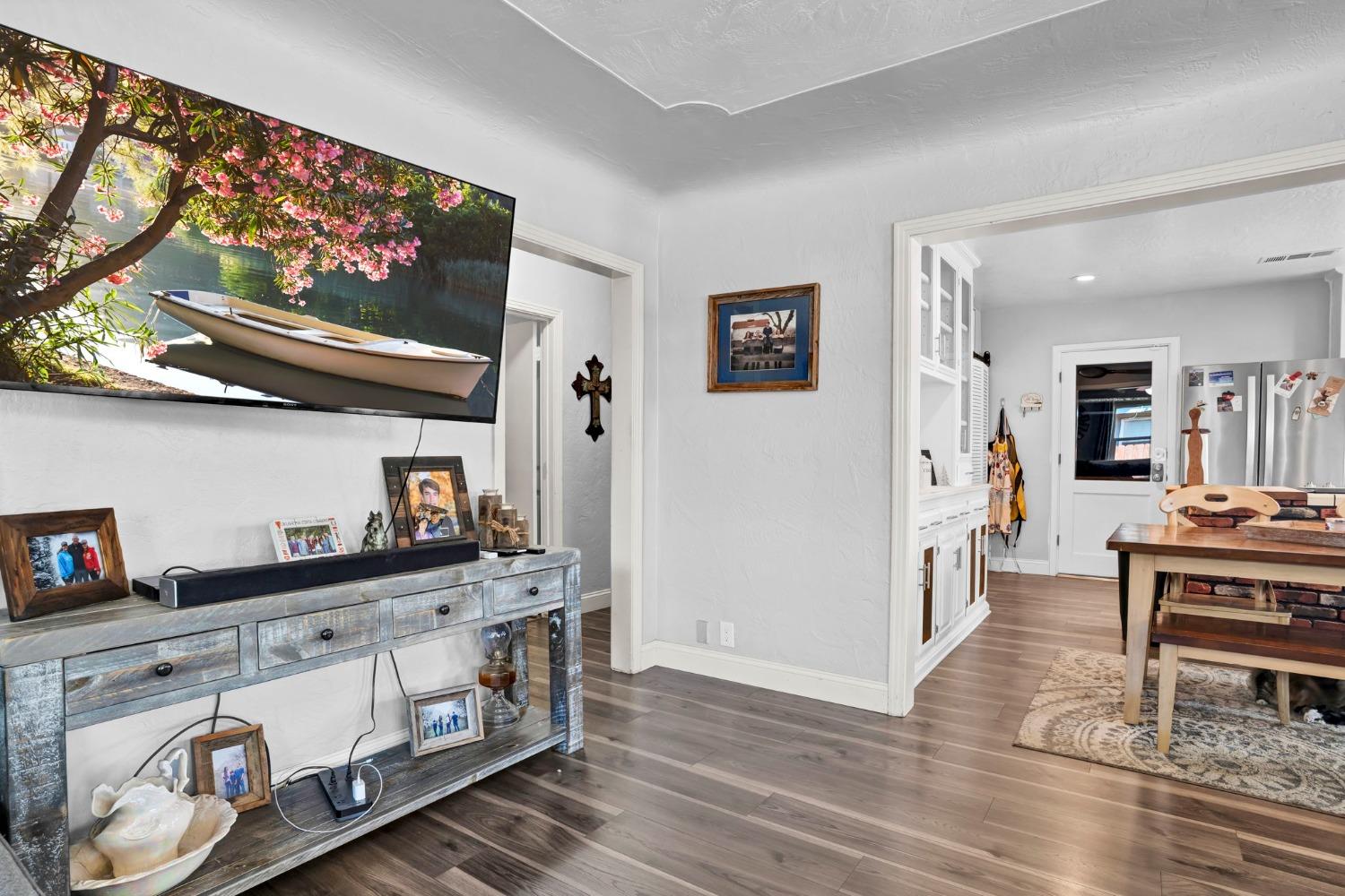 Detail Gallery Image 20 of 48 For 2112 6th St, Hughson,  CA 95326 - 3 Beds | 2 Baths