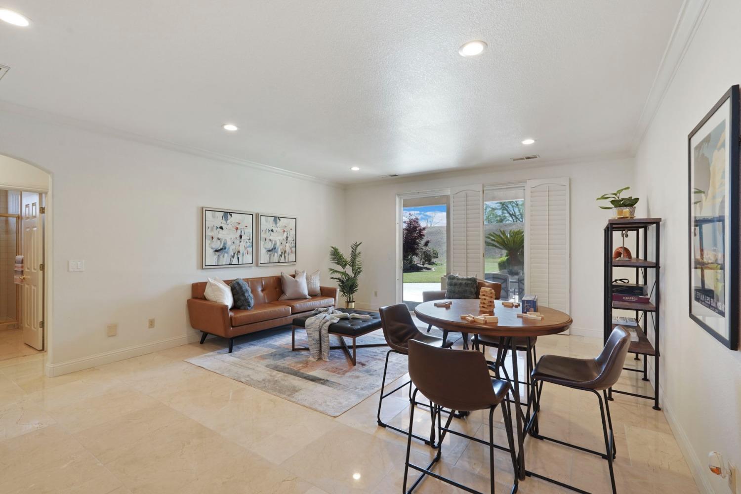 Detail Gallery Image 41 of 95 For 5474 Saint Andrews Dr, Stockton,  CA 95219 - 4 Beds | 3/1 Baths