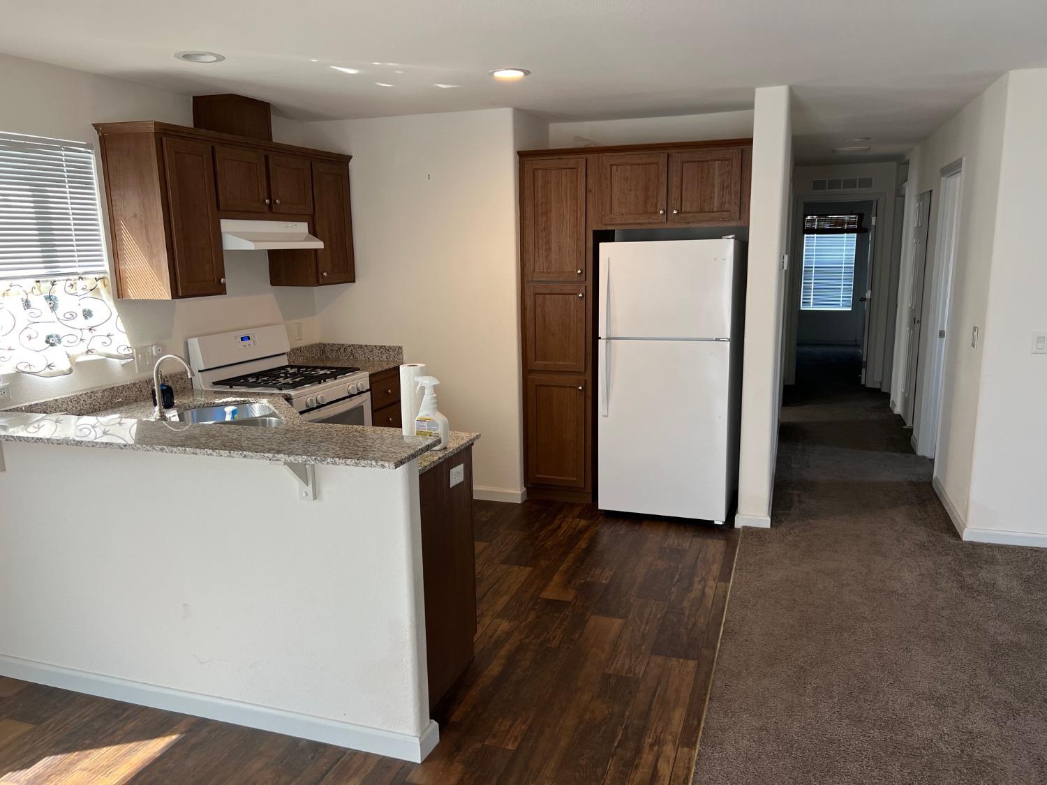 Detail Gallery Image 4 of 13 For 3431 Cherryland Ave 55, Stockton,  CA 95215 - 2 Beds | 2 Baths
