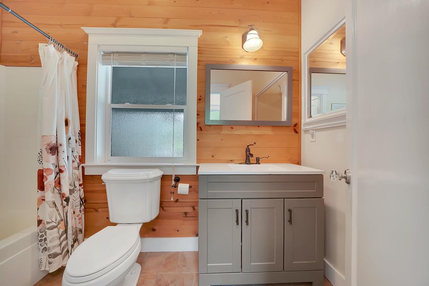 Detail Gallery Image 51 of 92 For 12860 Locust Ln, Sutter Creek,  CA 95685 - 3 Beds | 4 Baths