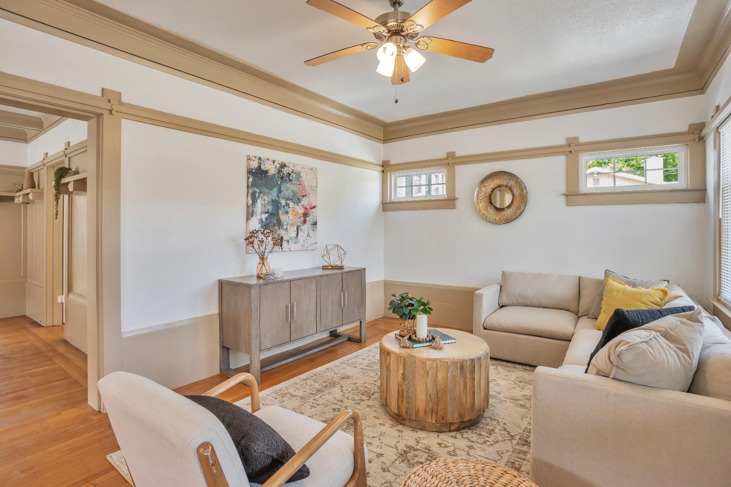 29th, Sacramento, California image 8