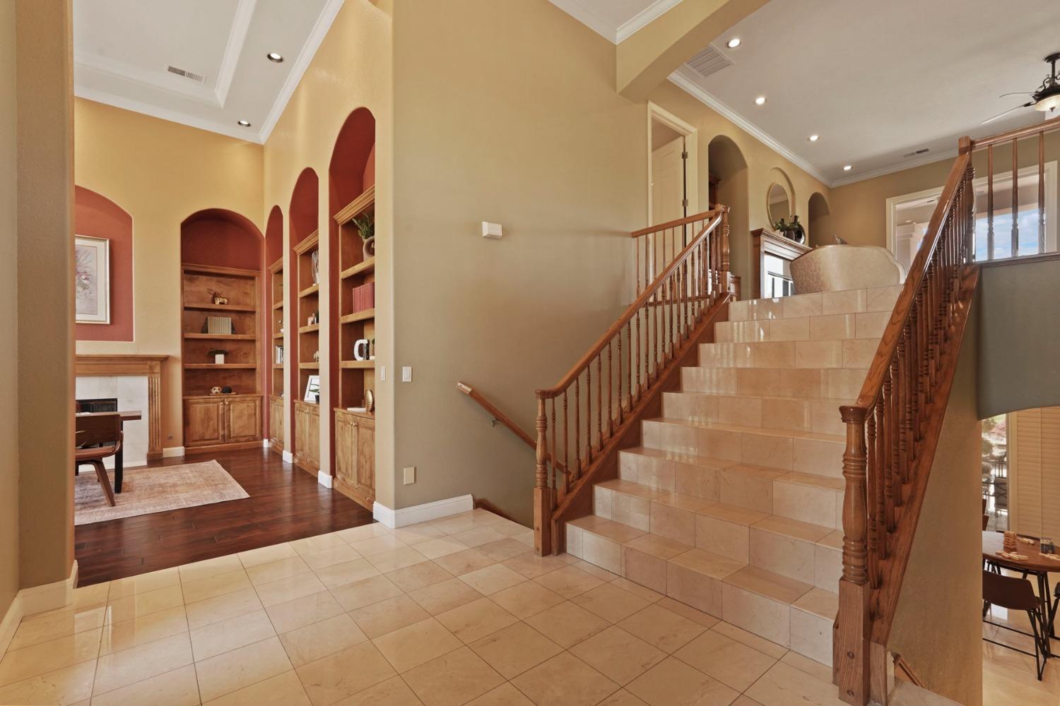 Detail Gallery Image 9 of 95 For 5474 Saint Andrews Dr, Stockton,  CA 95219 - 4 Beds | 3/1 Baths