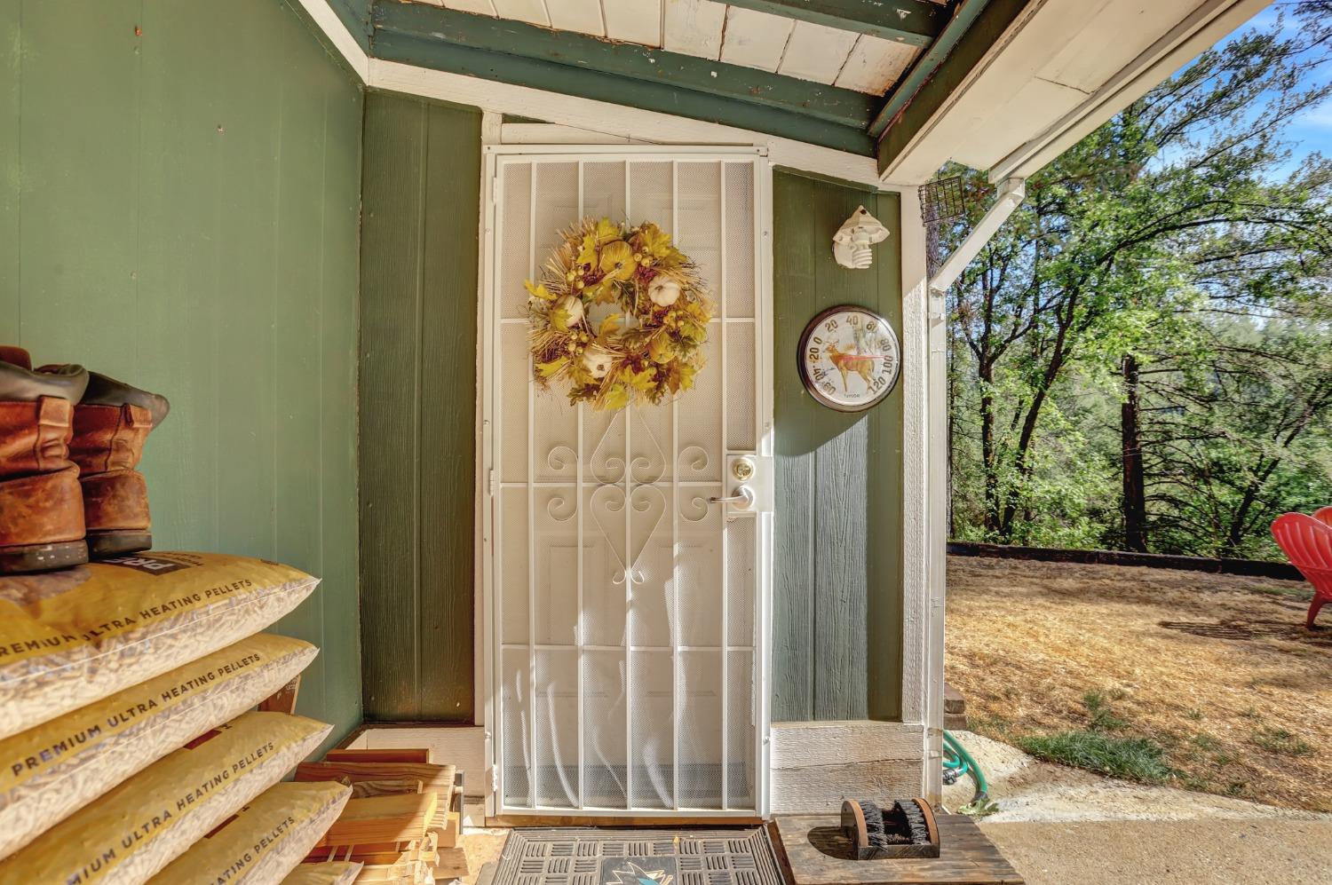 Detail Gallery Image 15 of 71 For 120 George Ct, Colfax,  CA 95713 - 7 Beds | 4 Baths