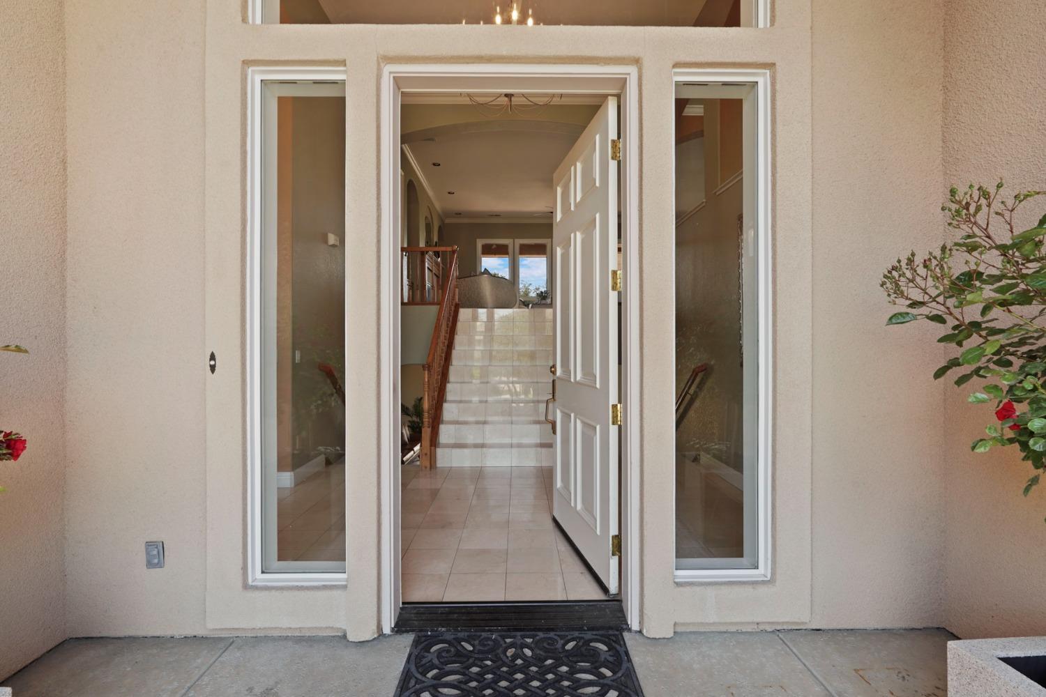 Detail Gallery Image 8 of 95 For 5474 Saint Andrews Dr, Stockton,  CA 95219 - 4 Beds | 3/1 Baths