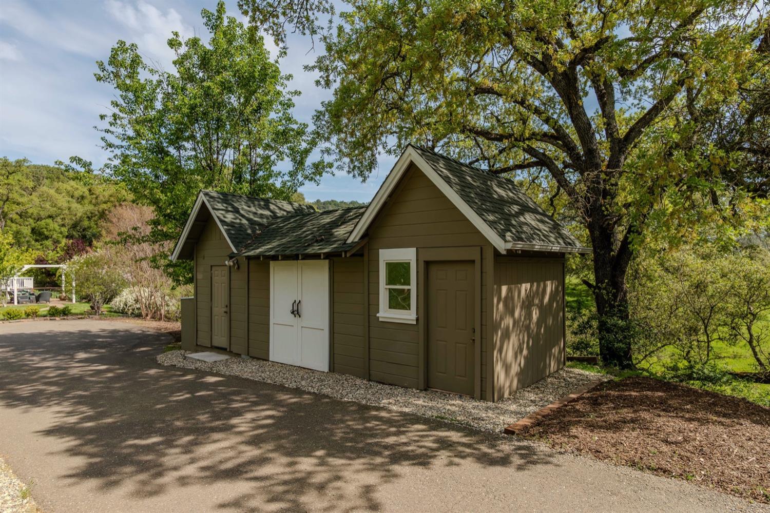 Detail Gallery Image 68 of 92 For 12860 Locust Ln, Sutter Creek,  CA 95685 - 3 Beds | 4 Baths