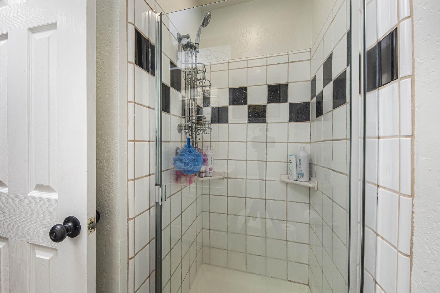 Detail Gallery Image 13 of 25 For 8667 Mariners Dr #33,  Stockton,  CA 95219 - 1 Beds | 1 Baths