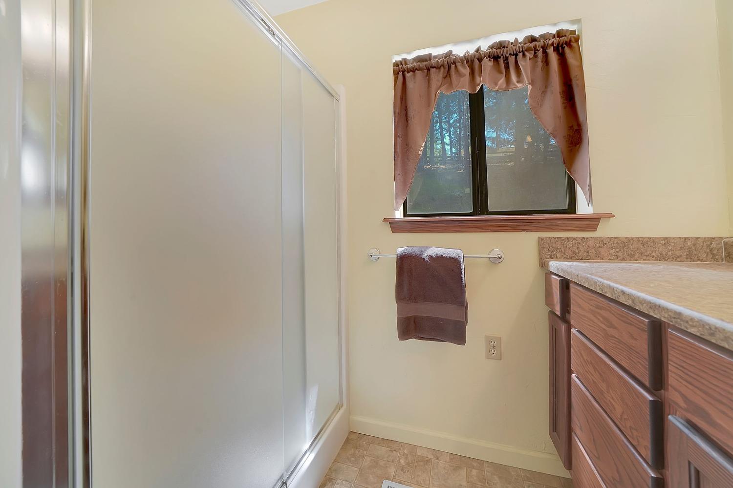 Detail Gallery Image 41 of 77 For 23101 Red Corral Rd, Pioneer,  CA 95666 - 4 Beds | 2/2 Baths