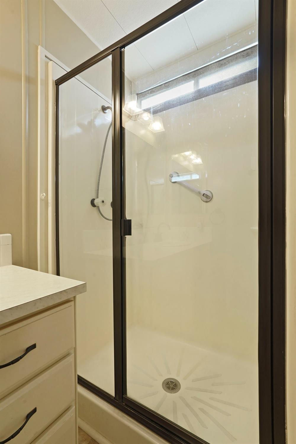 Detail Gallery Image 40 of 43 For 171 El Centro Dr, Lodi,  CA 95240 - 3 Beds | 2 Baths