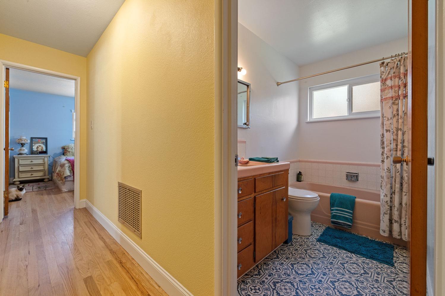 Detail Gallery Image 24 of 37 For 1610 Springwood Dr, Modesto,  CA 95350 - 3 Beds | 2 Baths
