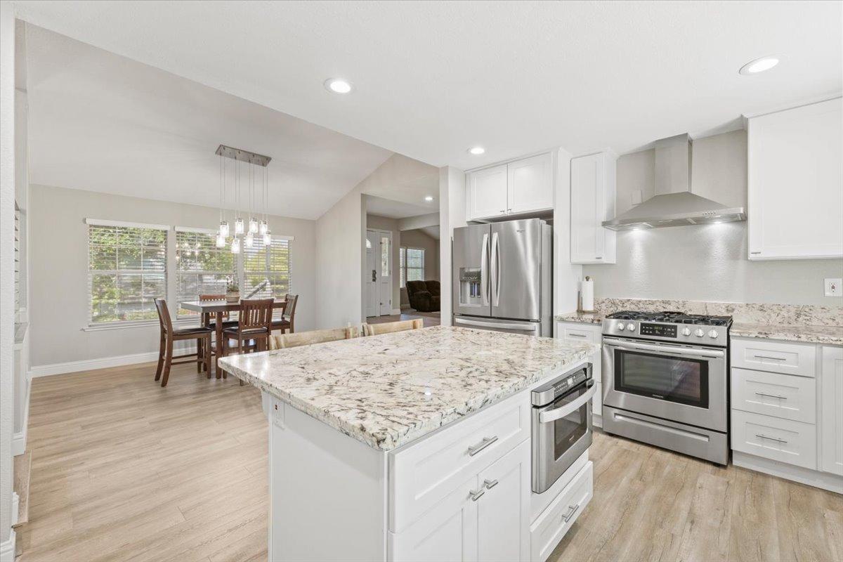 Palmyra Drive, Fair Oaks, California image 7