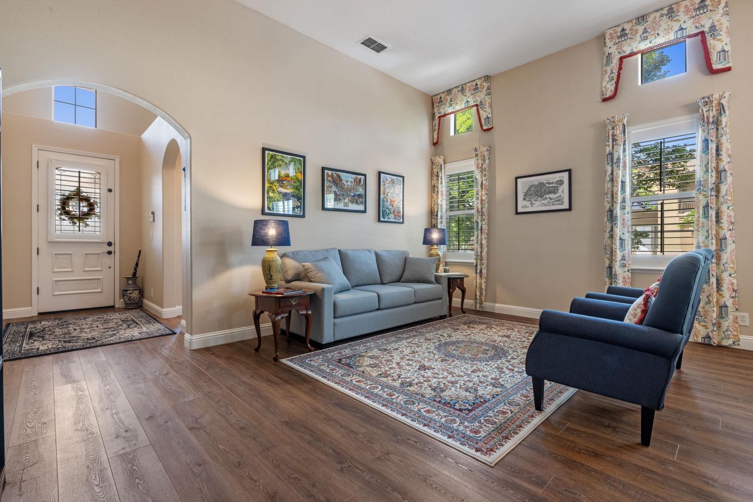 Detail Gallery Image 13 of 49 For 4020 Persimmon, Turlock,  CA 95382 - 4 Beds | 3 Baths